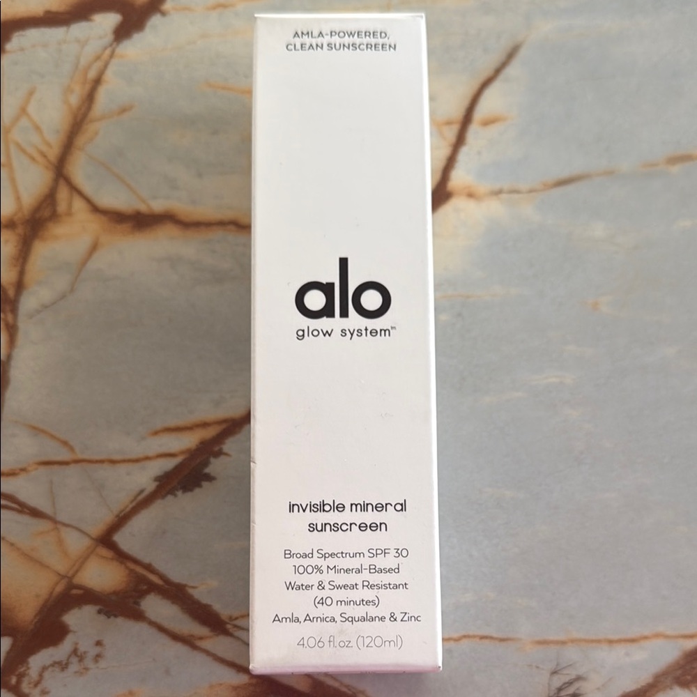 Alo Glow System Invisible Mineral Sunscreen